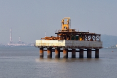 A working oil extraction point in the middle of the ocean