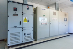 Electrical energy distribution substation in a wastewater treatment plant